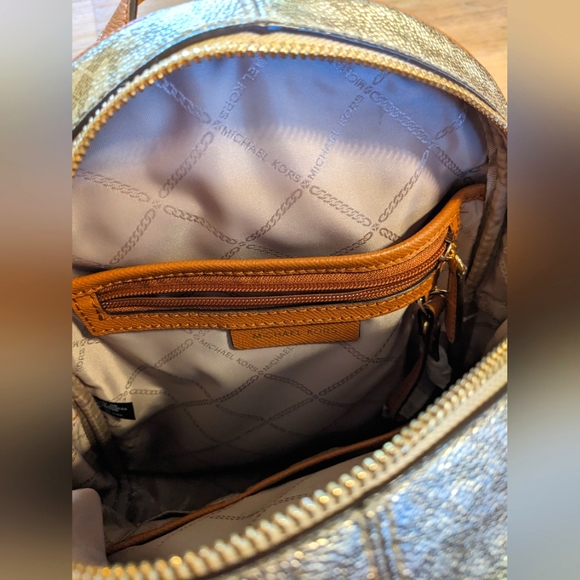 NWOT Gold Michael Kors Backpack - Picture 6 of 14